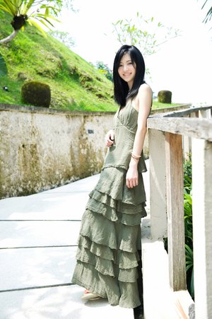 腿打开一点我慢慢进就不痛了